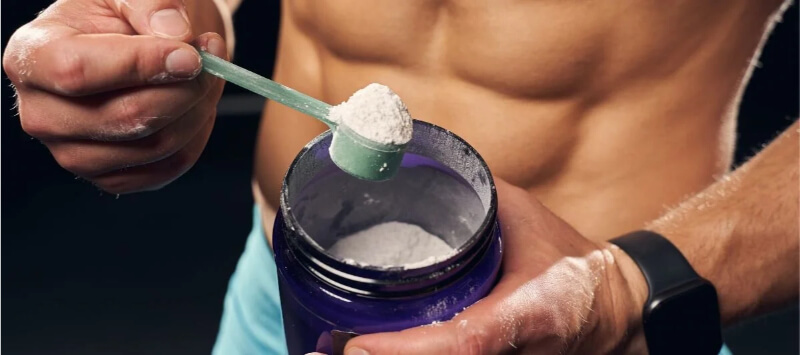 Protein tozu kullanımı hakkında bilimsel bilgilere dayalı rehber görseli